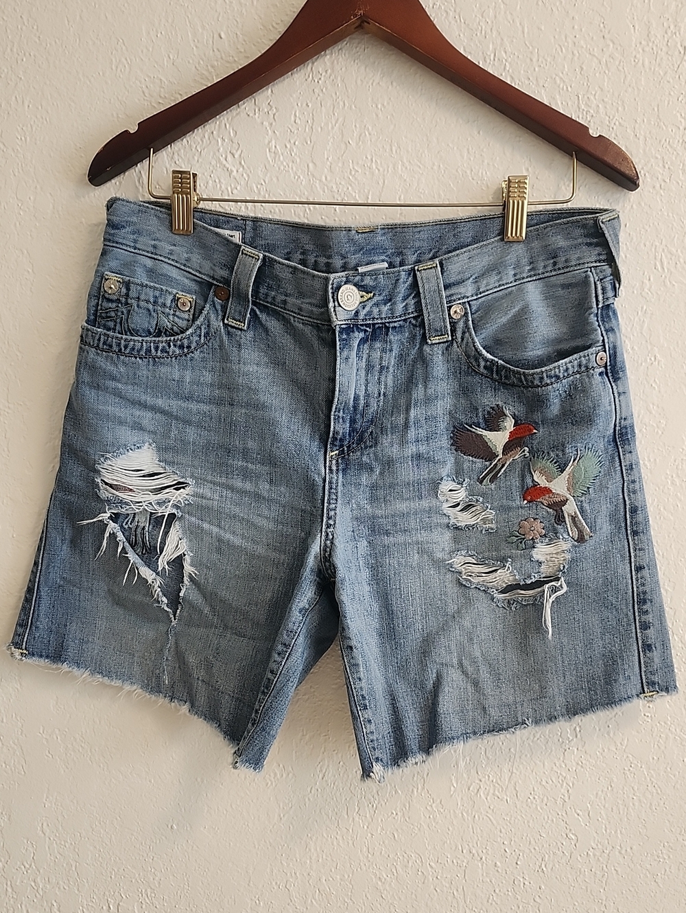 True Religion Y2k Light Blue Embroidered Bird Denim Shorts